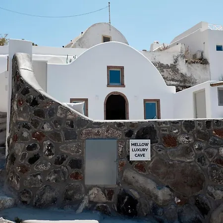 W -foinikia - Luxury Cave - A Wonderful 2 Bedroom - Hot Tub