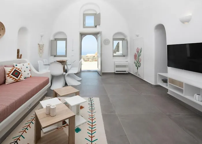 -foinikia - Luxury Cave - A Wonderful 2 Bedroom - Hot Tub *