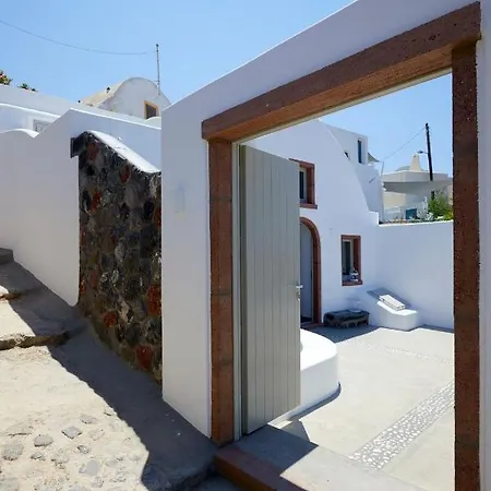 Mellow Luxury Cave Santorini Mellow Luxury Cave Foinikia (Santorini)