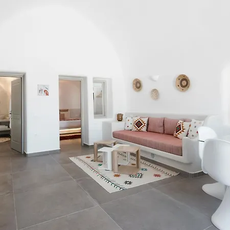 -foinikia - Luxury Cave - A Wonderful 2 Bedroom - Hot Tub * Foinikiá